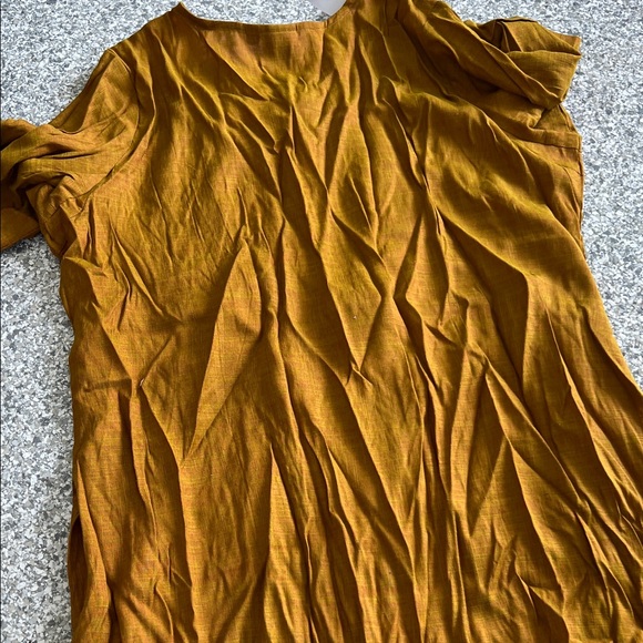 Women’s full button shirt - Picture 4 of 5